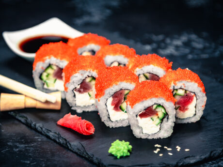 Джеймс с тунцом